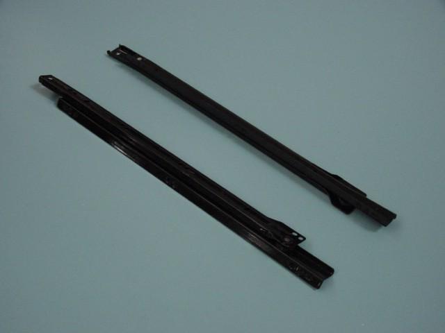 GÖRGŐS FIÓKCSÚSZÓ ES-SC 90 ÖNBEHÚZÓS 250mm teherbírás: 24,5kg FEKETE 0