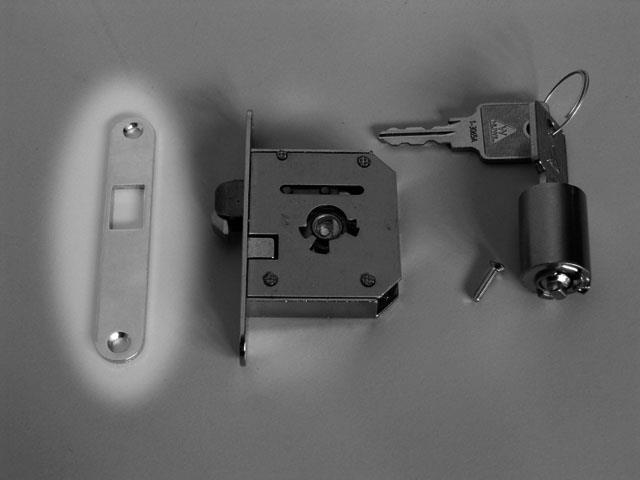 LEHMANN BÚTORZÁR 04 1180 101 ZÁRLEMEZ REDŐNYZÁRHOZ NIKKEL 0