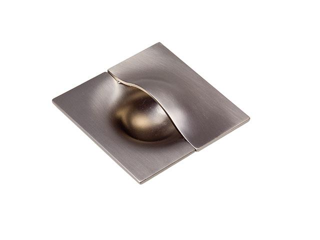 BÚTORFOGANTYÚ MB09132B0 55 MM CALEDONIA NIKKEL 0