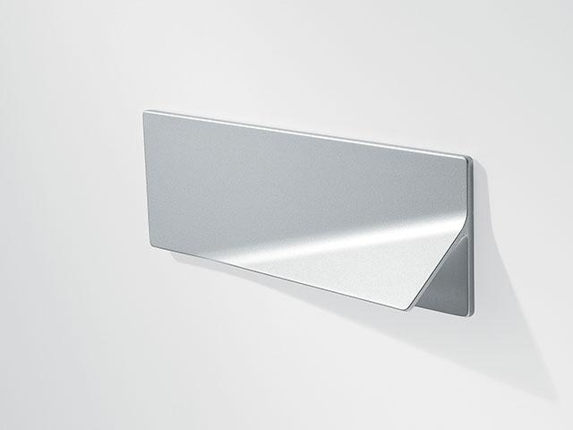 T_ BÚTORFOGANTYÚ MB0914300 . PATAGÓNIA EZÜST 0