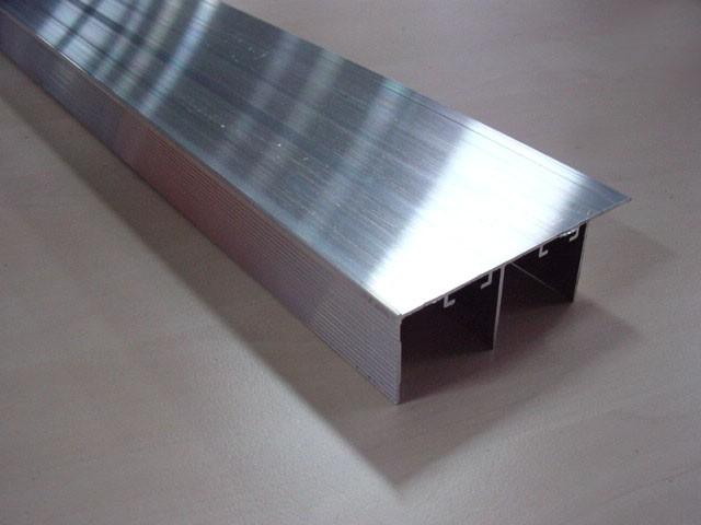 TOLÓAJTÓ BÚTORLAPHOZ 1200 FELSŐ VEZETŐSÍN 3 fm ALUMÍNIUM 0